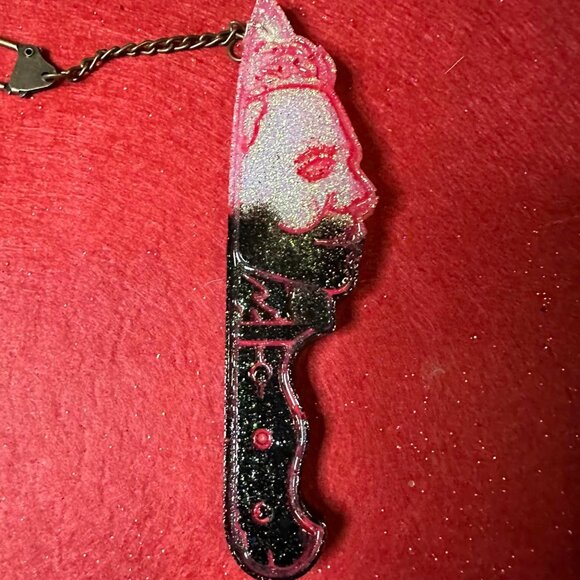 Large Horror Resin Ket Chains - Picture 2 of 3